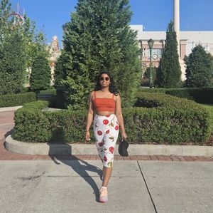 Meet your Posher, Leena